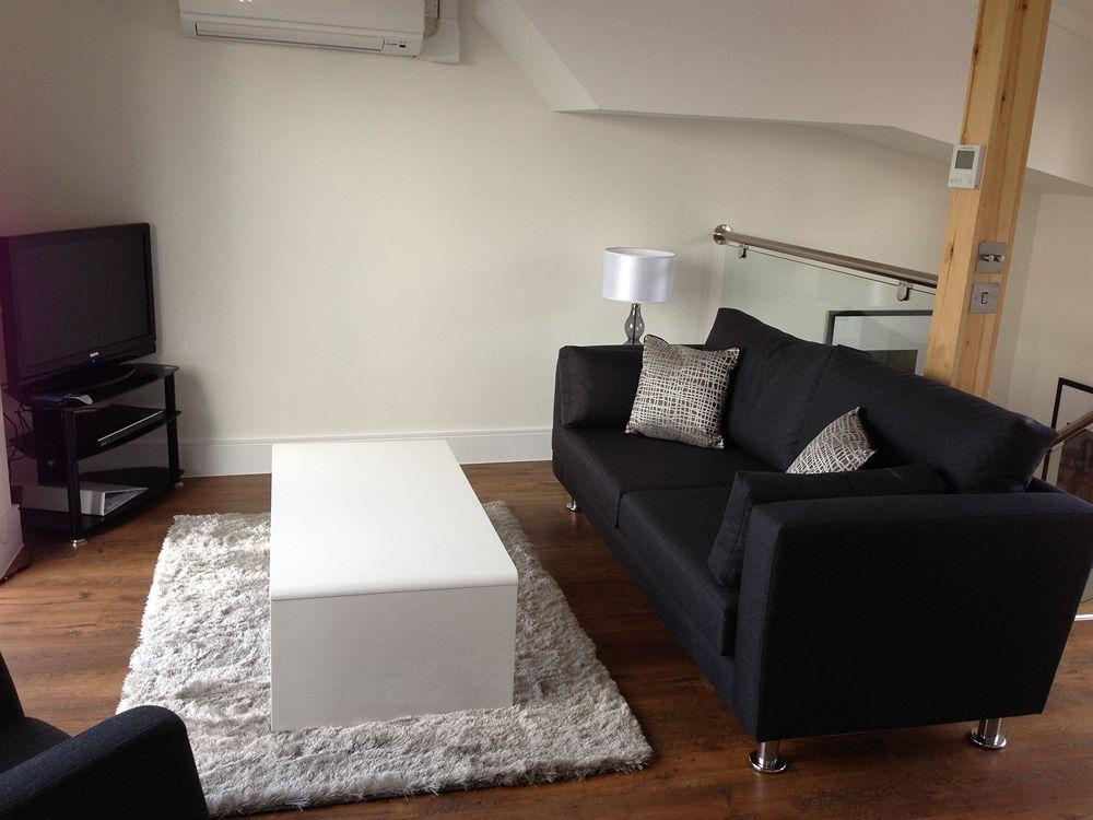 Max Serviced Apartments Commercial Road London Eksteriør bilde